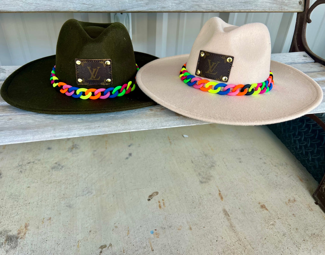 Multi Color Link Reno Hat