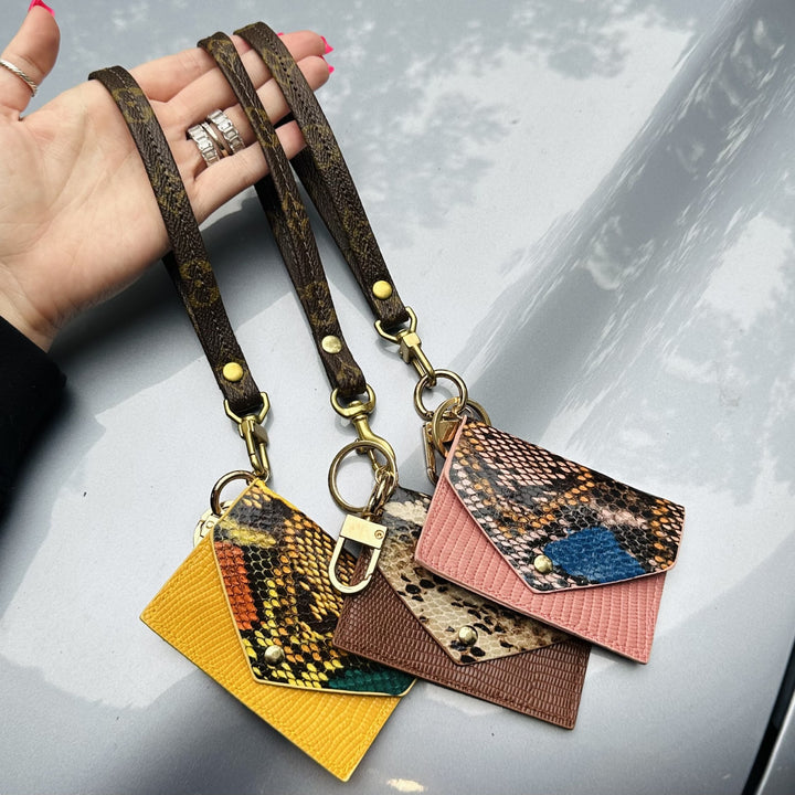 Small Snake Print Card Slots